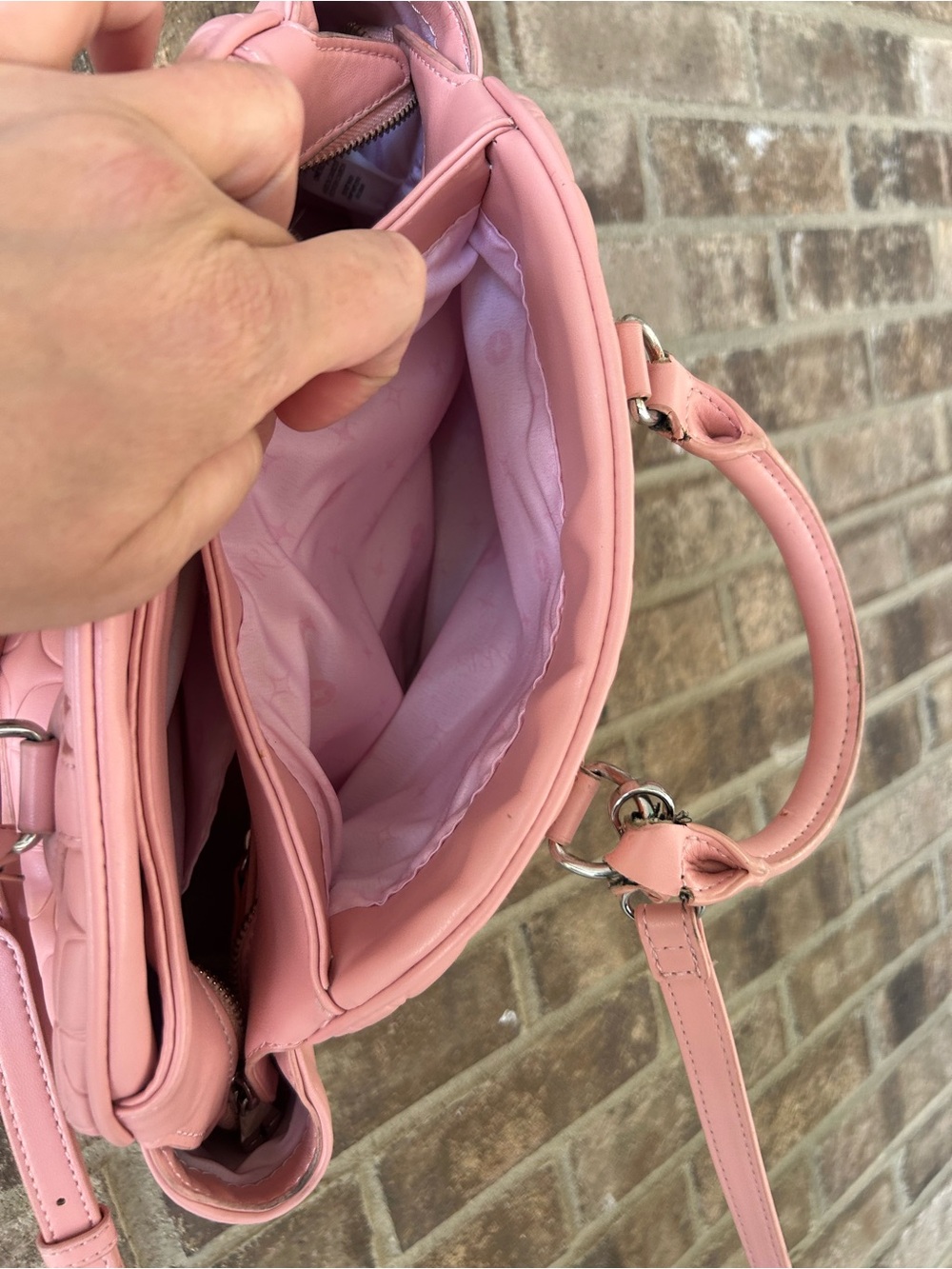 Paris Hilton Pink Satchel Bowler Bag w/ Heart Coin Purse Charm Y2K Barbiecore - Picture 14 of 16